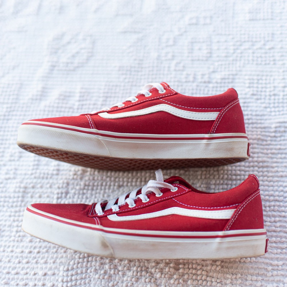 Vans off the Wall Sneakers Youth Size 7 RedandWhite very good condition
